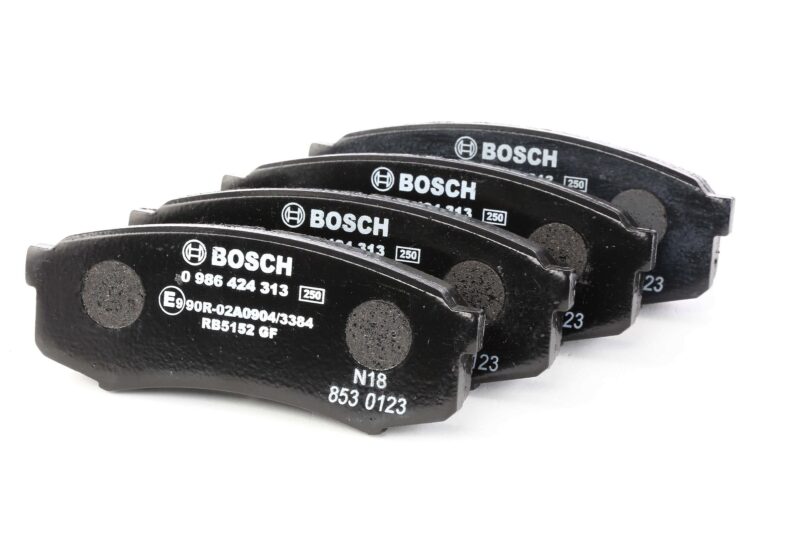 Bosch BRAKE PADS MITSUBISHI PAJERO [V80,V90] [4M41 ENGINE],TOYOTA LANDCRUISER PRADO J70 [RJ,LJ],J80 [FJ,HZJ,HDJ,FZJ],J90 [RZJ,KDJ,KZJ,VZJ],J120 [TRJ,LJ,KDJ,KZJ,GRJ],J150 [TRJ,GDJ,KDJ,GRJ],4 RUNNER,HILUX SURF [N21],FORTUNER [1GRF,1KDF,1VDF,1KZ,1HZ,1FZ,2TRF,3RZF,5VZF ENGINES] DIESELs [REAR] 2002>